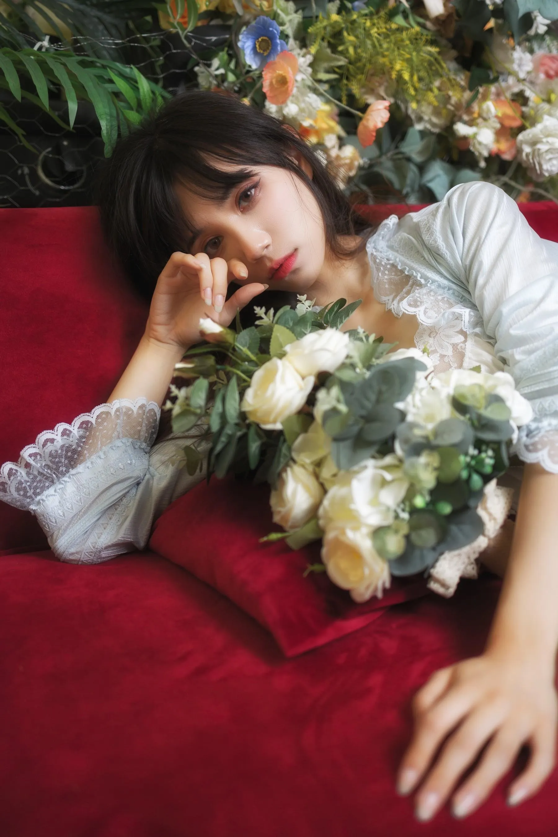 [艺图语] 2022.06.22 少女味 贰加六 [28P]插图1